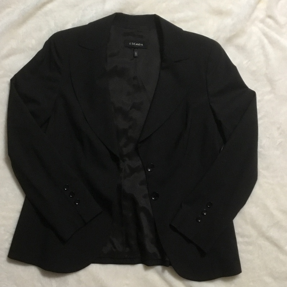 Escada Elegant Black Blazer
